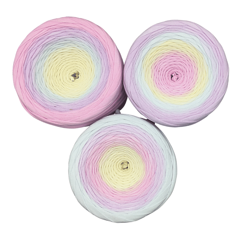 Hand-dyed T-Shirt Yarn - Marshmallows