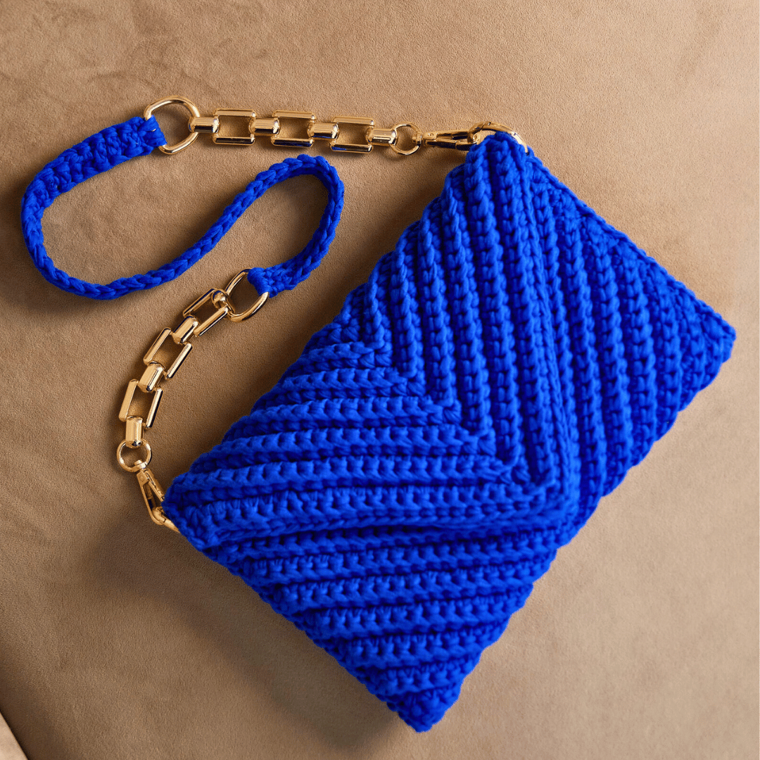 Crochet Pattern - The Paris Clutch