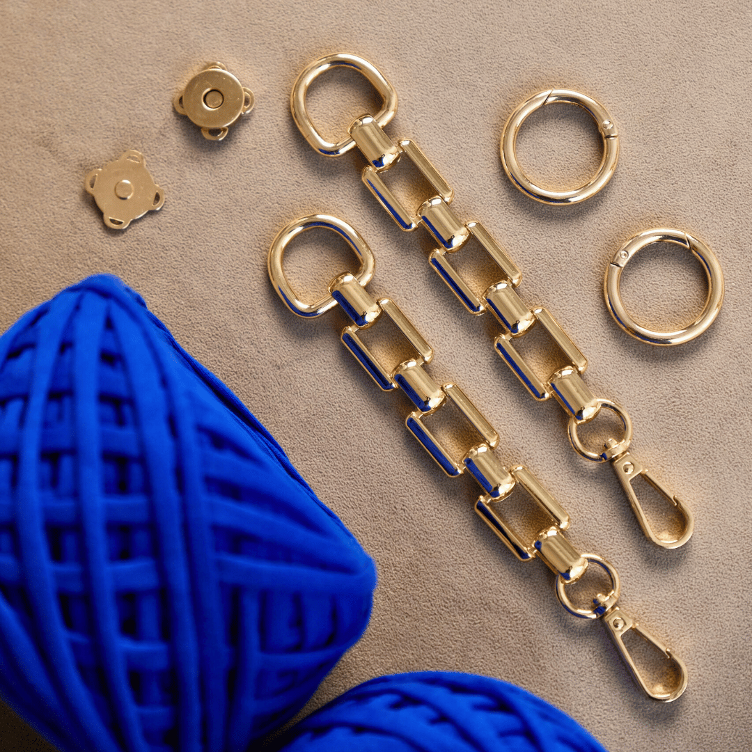 Crochet Kit - The Paris Clutch (Yarn Size - Mini)